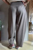 Lock Shirring Barrel Pant Earth
